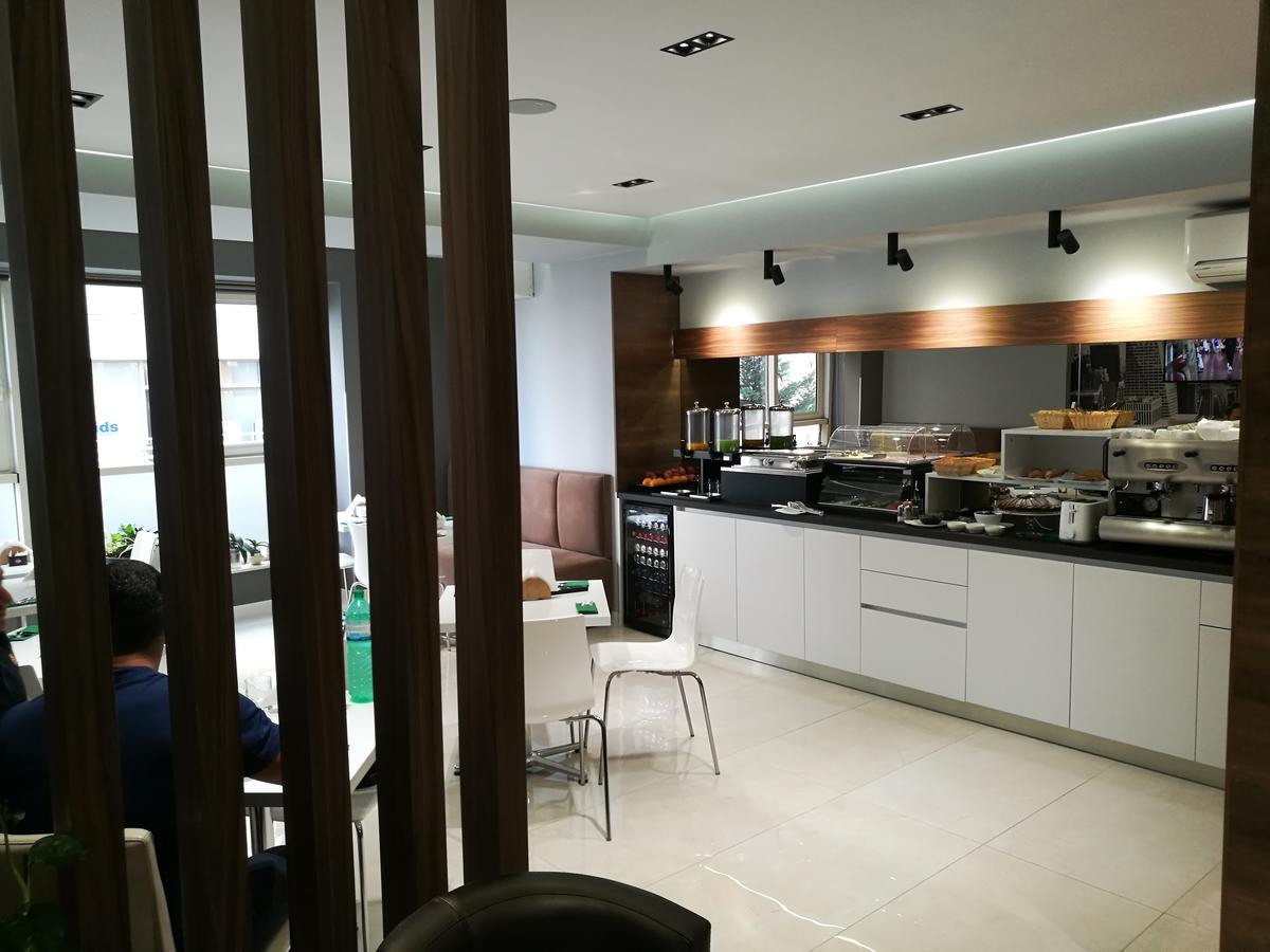 Hotel Oresti Center 3*